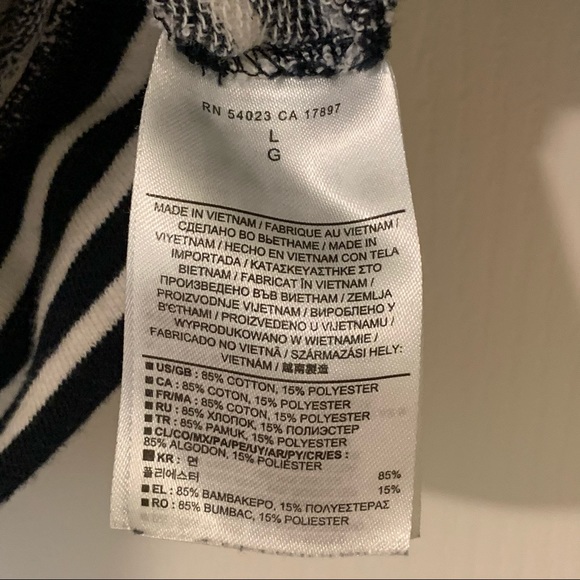 CCO SALE ! Banana Republic soft striped long sleeve Sweater - Picture 5 of 6